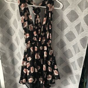 Lulus multi way romper! SOLD ❗️❗️